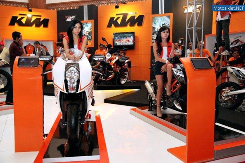 Jakarta-Motorcycle-Show-2012-026