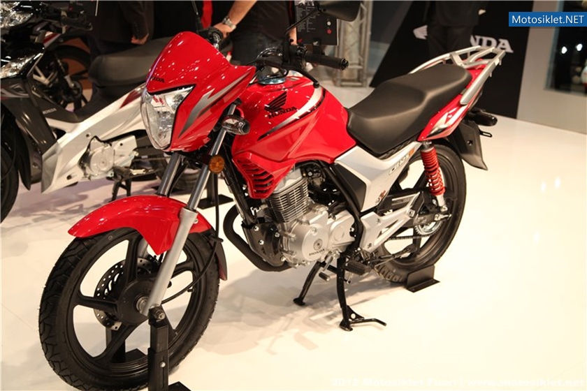 2012MotosikletFuari-HondaStandi-004