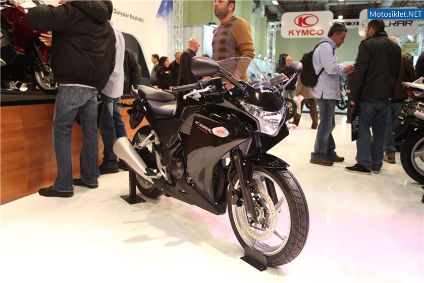 2012MotosikletFuari-HondaStandi-014