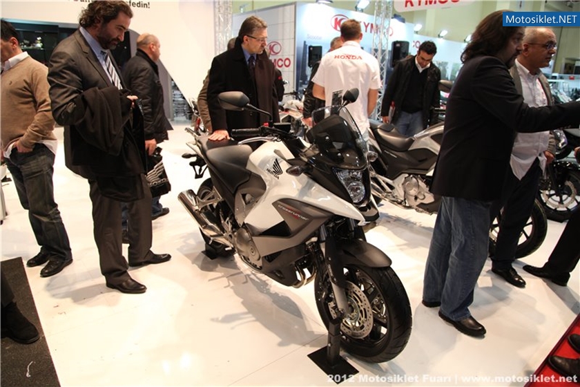 2012MotosikletFuari-HondaStandi-019