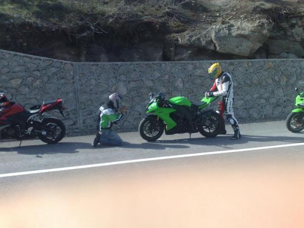 zx10 dan ninja250 imalat almalar :)