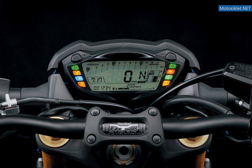 Suzuki-GSX-S1000-2015-Image-045