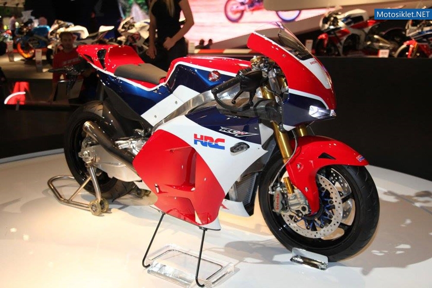 Honda-RC213V-S-2015-Image-019