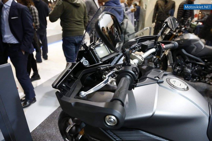 YamahaStandi-MilanoMotosikletFuari-EICMA-2015-024