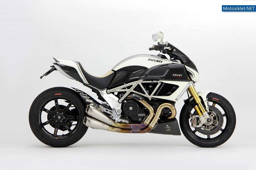 Ducati-Diavel-DVC-MotoCorse-004