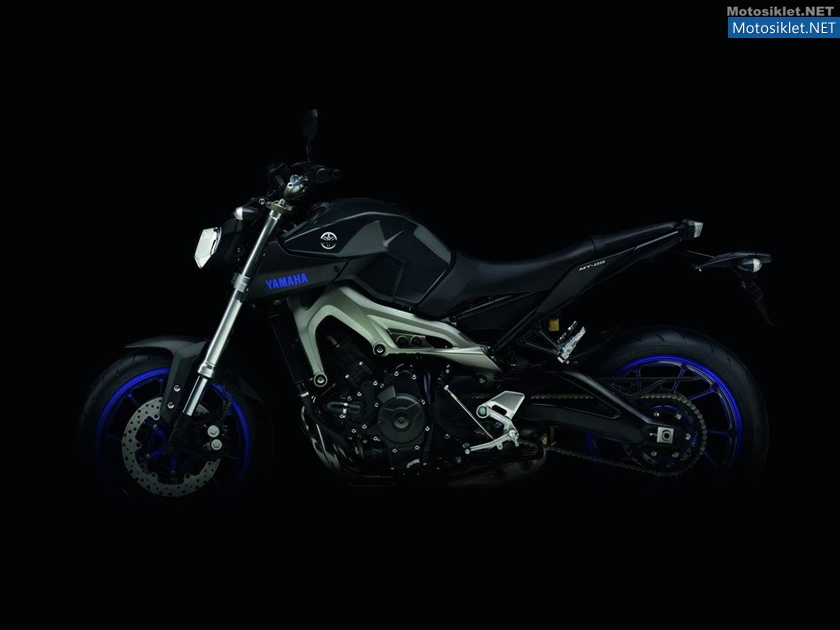 Yamaha-MT-09-2014-076