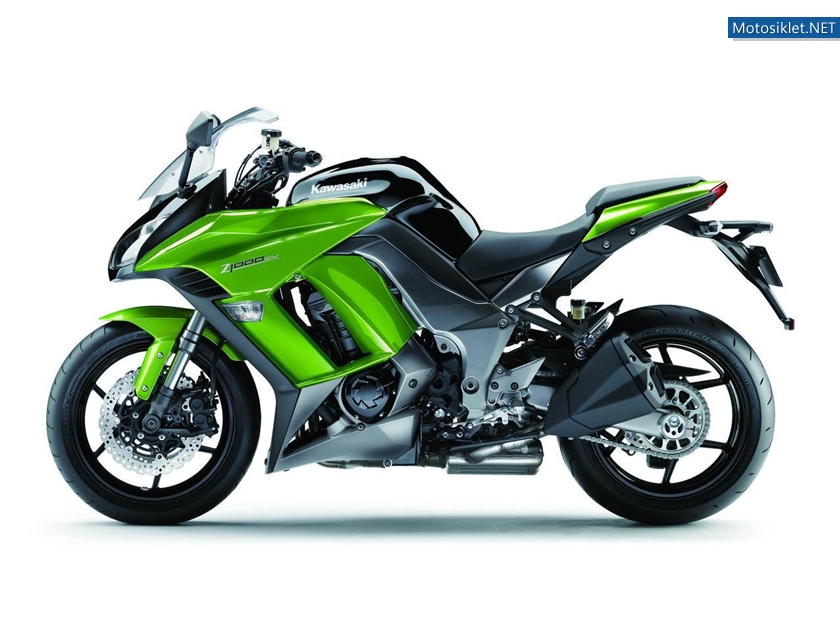 Kawasaki-Z1000SX-2013-005