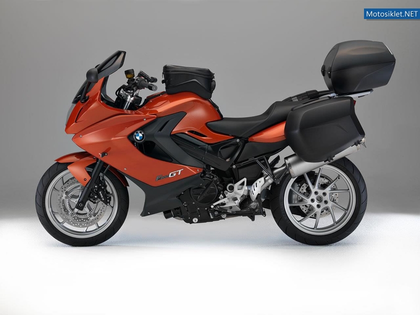 BMW-F800-GT-2013-017