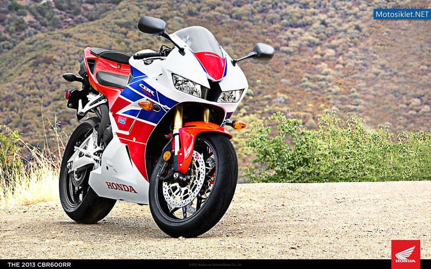 2013-Honda-CBR600RR-019