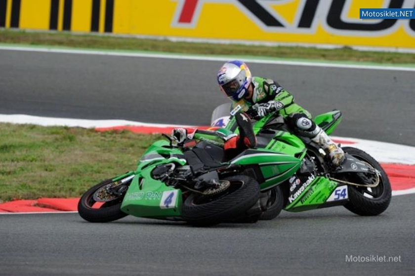 Kenan-Sofuoglu-Fransa-Magny-Cours-WSS-2012-026