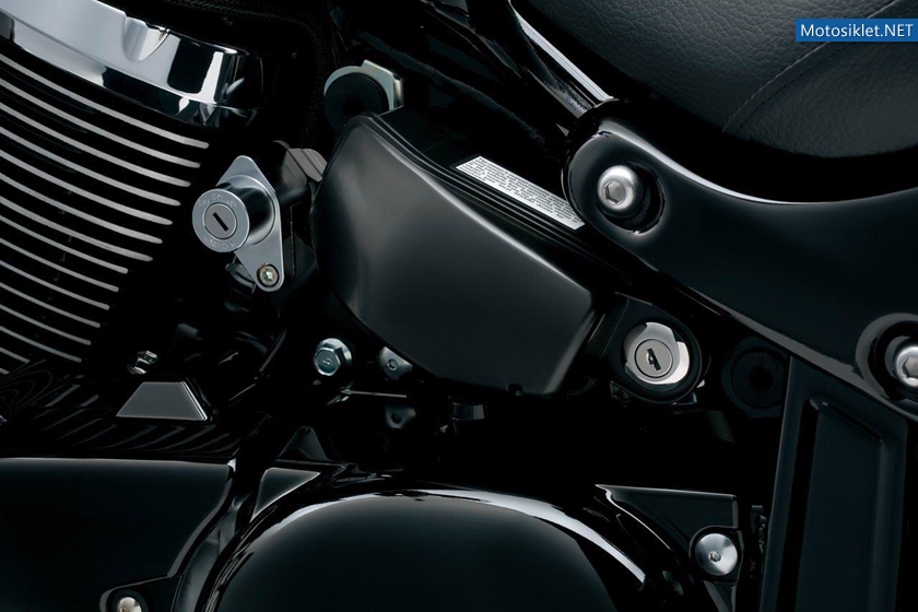 Suzuki-Intruder-C1500T-2013-018