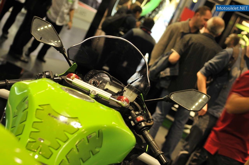 Kawasaki-ZX-6R-636-IntermotMotosikletFuari-2012-014