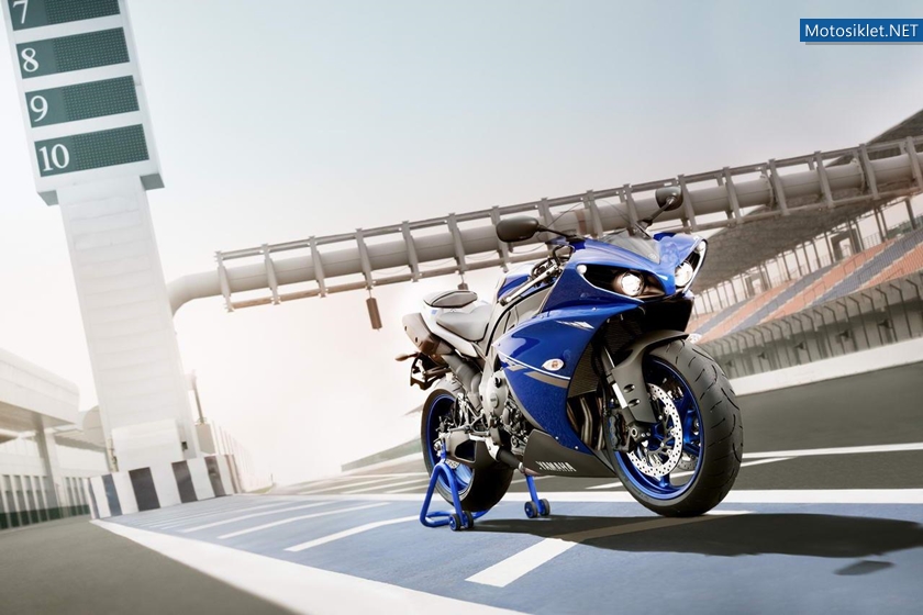 Yamaha-YZF-R1-2013-MaviSeri-002