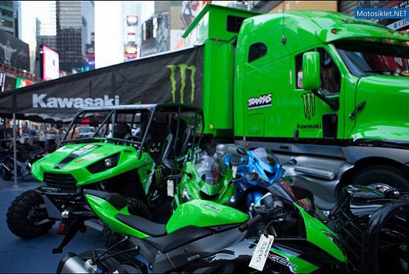 Kawasaki-ZX-6R-636-Intermot-MotosikletFuari-2012043