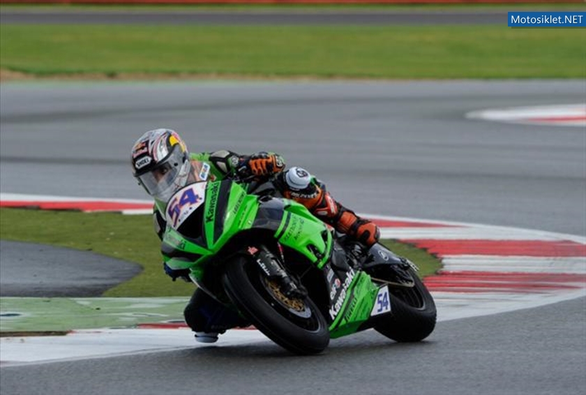 KenanSofuoglu-Silverstone2012WSS-007