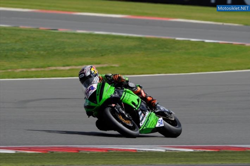 KenanSofuoglu-Silverstone2012WSS-009