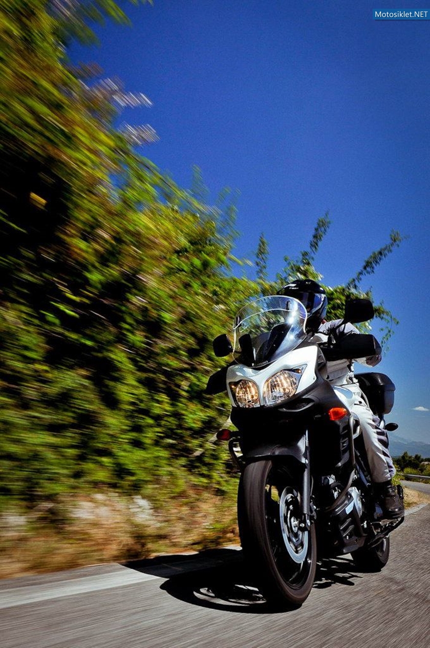 Suzuki-V-Strom650ABS-2012-009