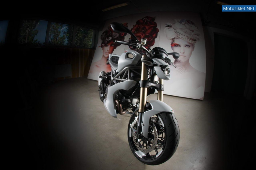 DucatiMonster-1100EvoBulgari-by-Vilner-002