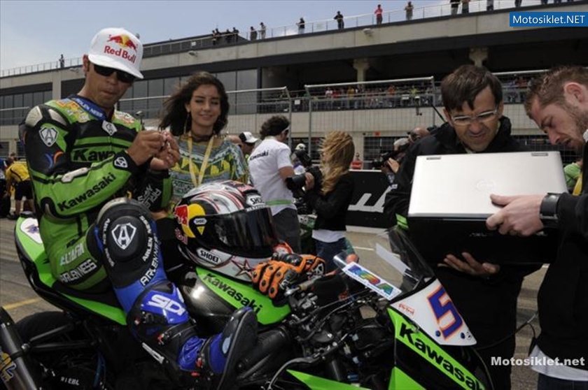 KenanSofuoglu-Supersport-Aragon-2012-005