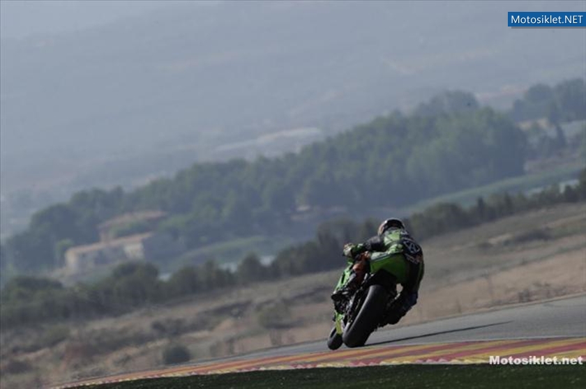 KenanSofuoglu-Supersport-Aragon-2012-008