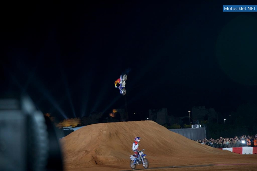 RedBull-XFighters-istanbul-2012-015