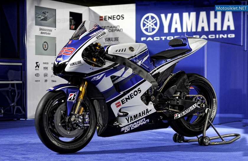 Yamaha-YZRM1-MotoGP-2012-018