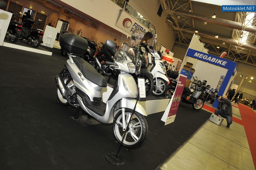 PeugeotScooter-2012-013