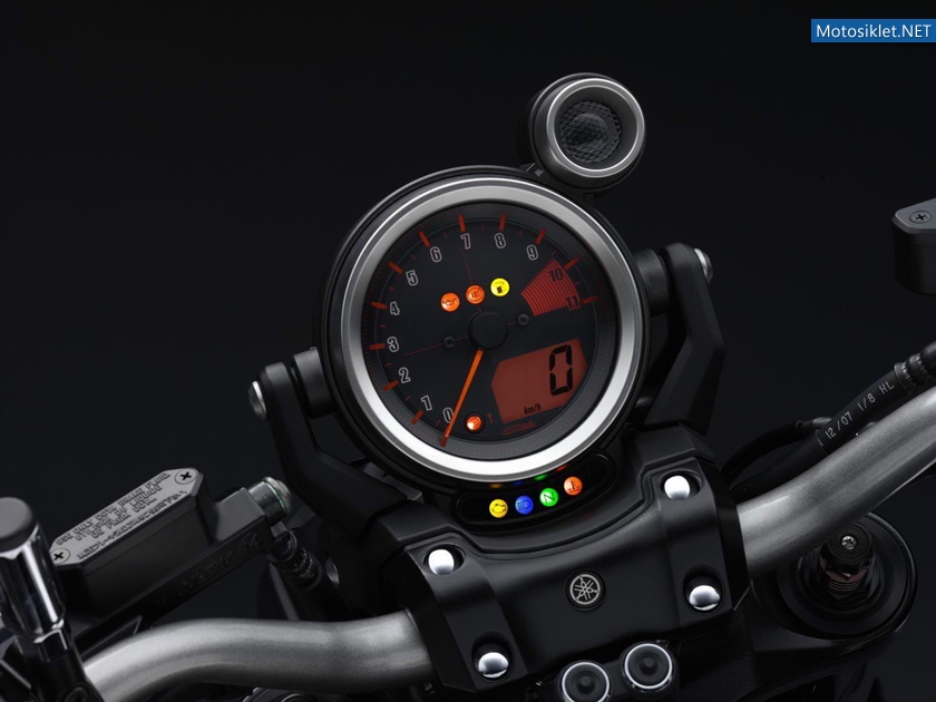 Yamaha-VMAX-2012-Model-026