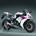 2012-model-Honda-CBR1000RR-027