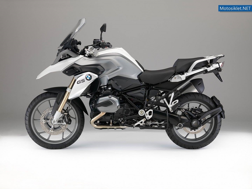 2015-BMW-R1200GS-010