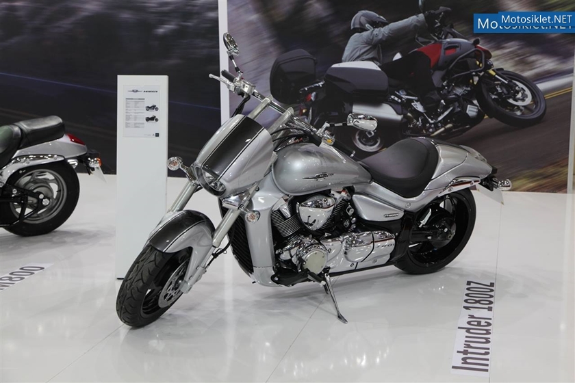 Suzuki-Standi-Motosiklet-Fuari-2014-011