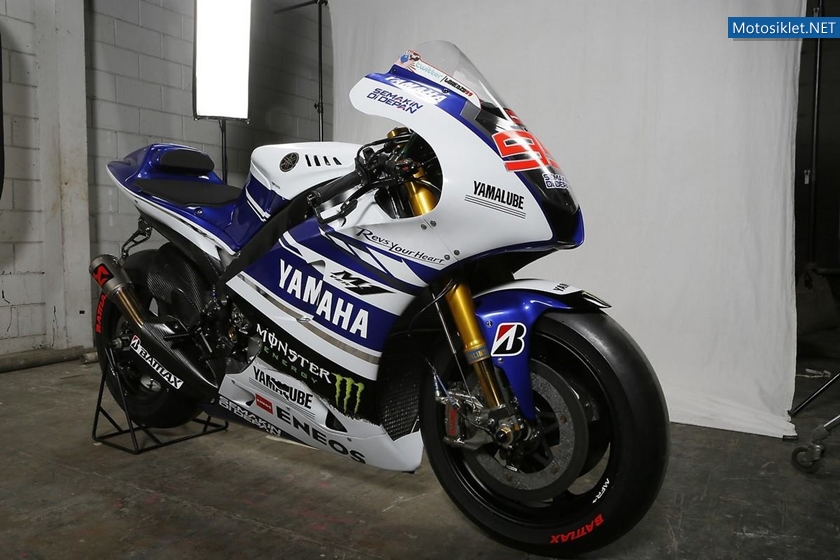 2014-Yamaha-M1-Lansman-MotoGP-027