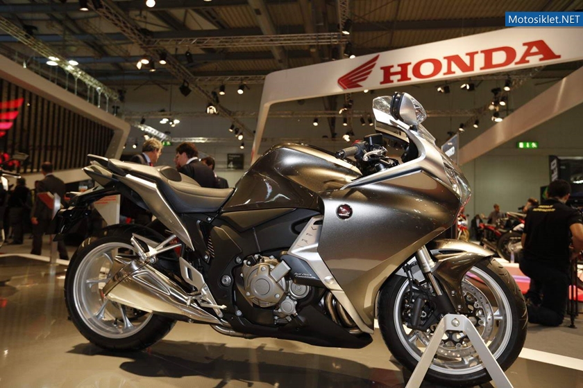 HondaStandi-Milano-Motosiklet-Fuari-2013-036