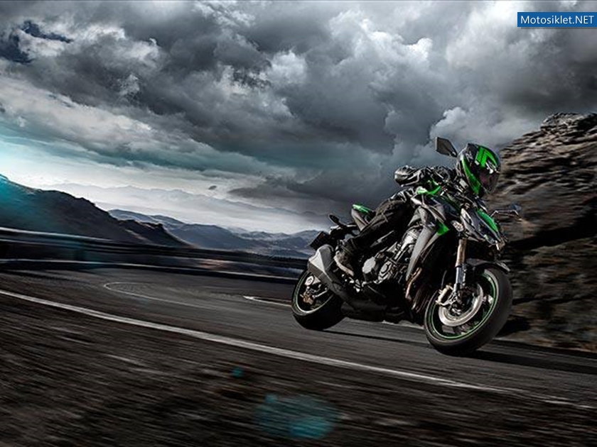 2014-Kawasaki-Z1000-061