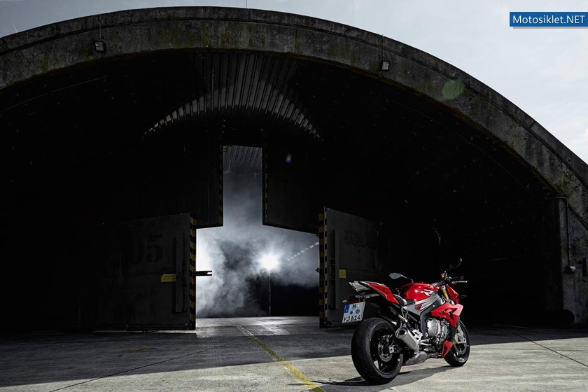 BMWS1000R-2014-036