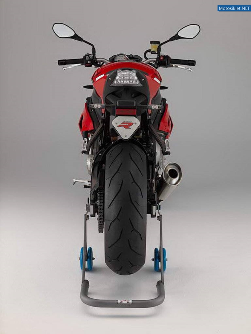 BMWS1000R-2014-048