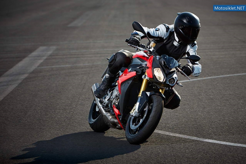 BMWS1000R-2014-051