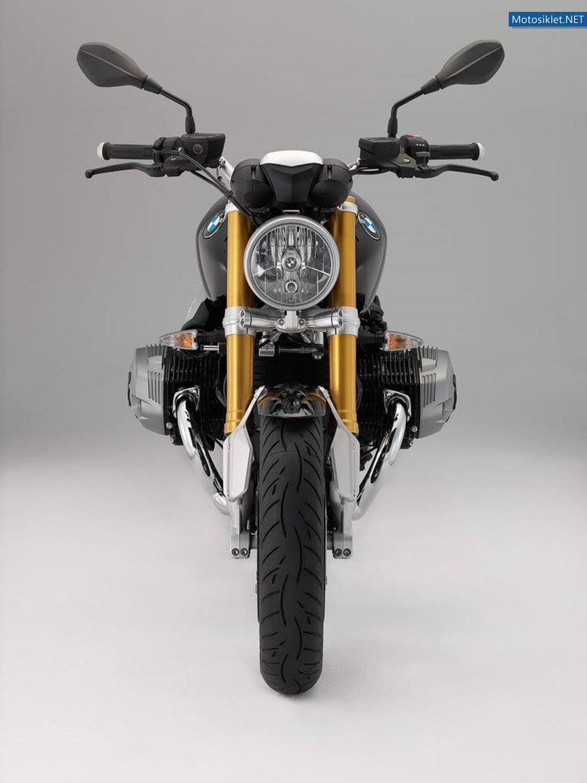 2014-BMW-R-nineT-006