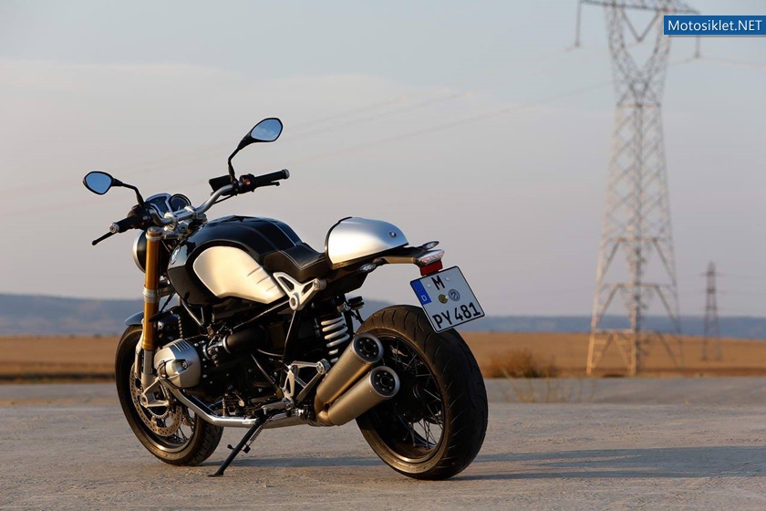 2014-BMW-R-nineT-015