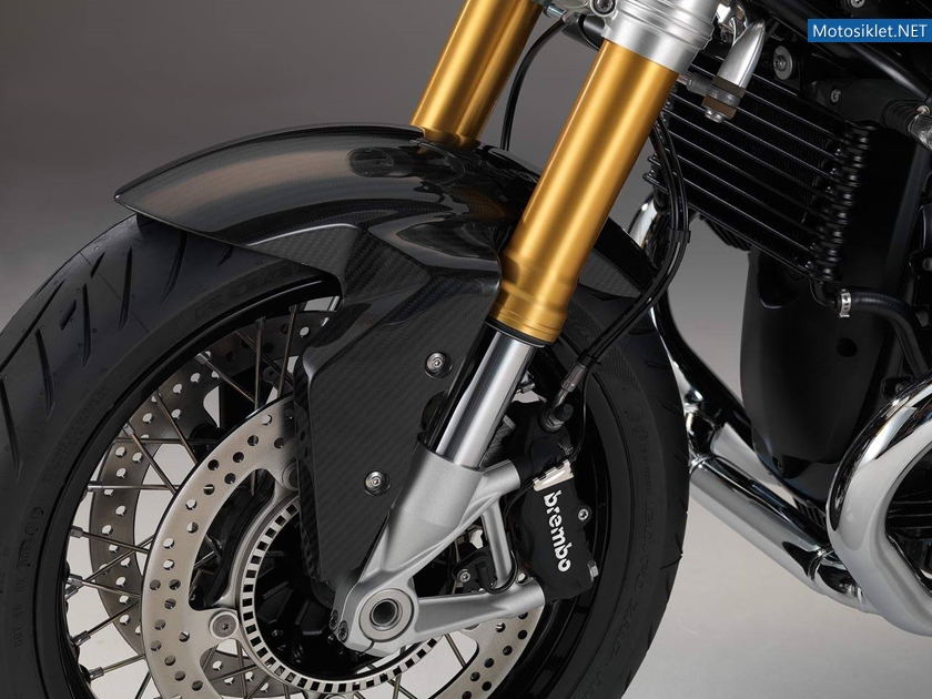 2014-BMW-R-nineT-055