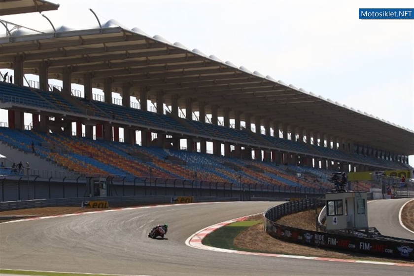 MT-Superbike-World-Championship-Intercity-Istanbul-Park-099