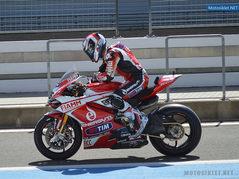 MT-Superbike-World-Championship-Intercity-Istanbul-Park-121