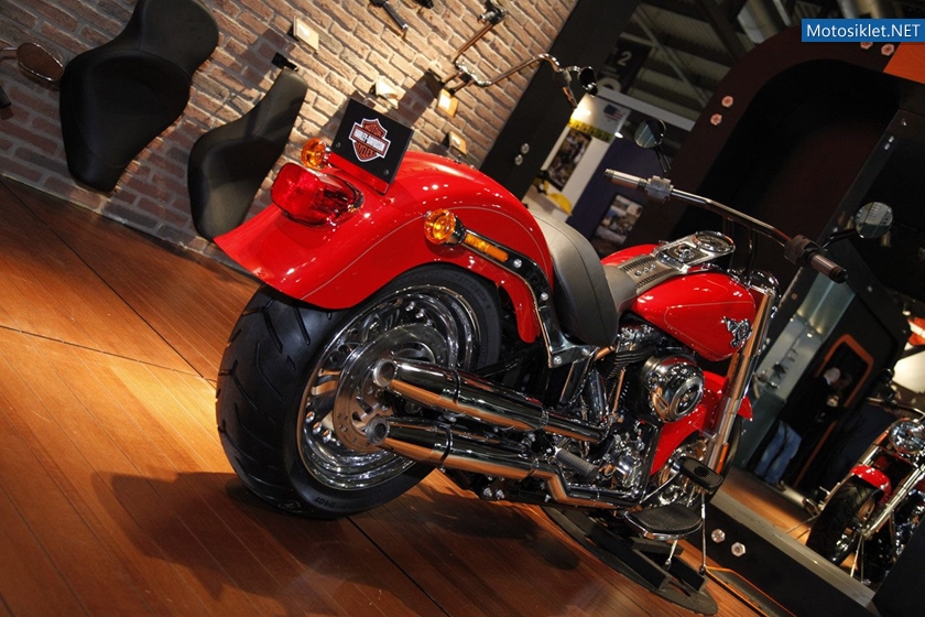 Harley-Davidson-Milano-MotosikletFuari-EICMA2011-004