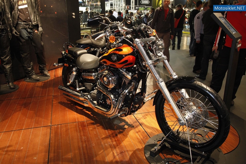 Harley-Davidson-Milano-MotosikletFuari-EICMA2011-008