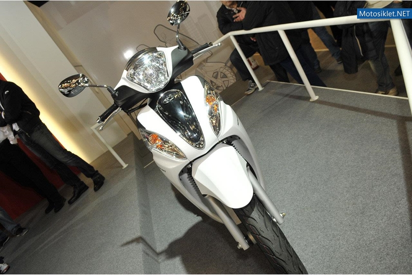 KYMCO-Milano-MotosikletFuari-EICMA2011-017