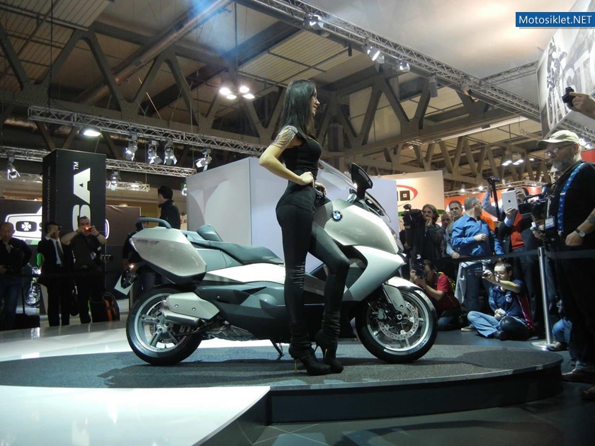 BMW-Milano-Motosiklet-Fuari-EICMA2011-034