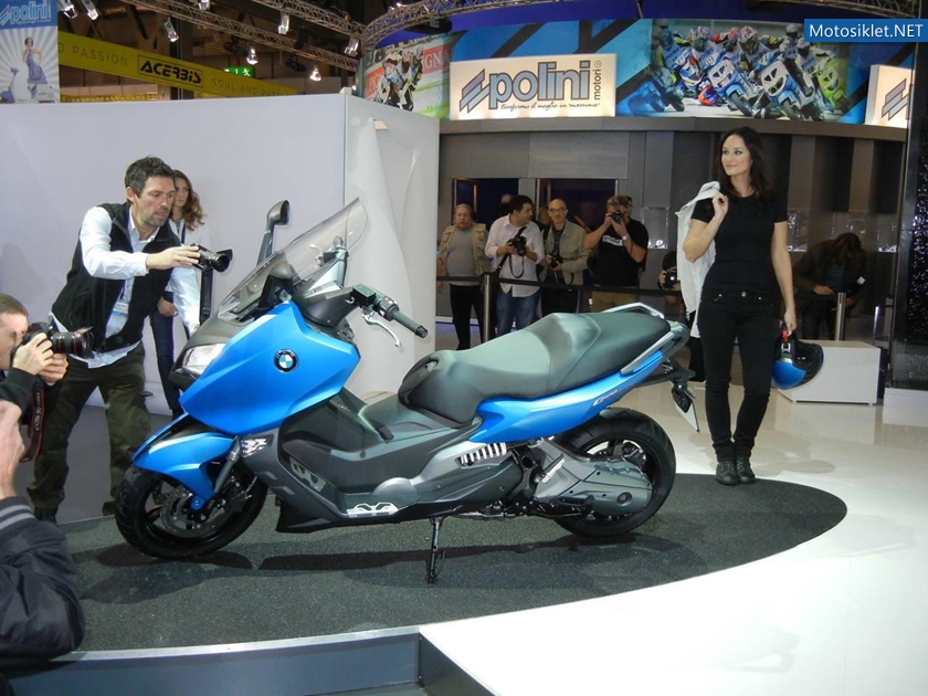 BMW-Milano-Motosiklet-Fuari-EICMA2011-047