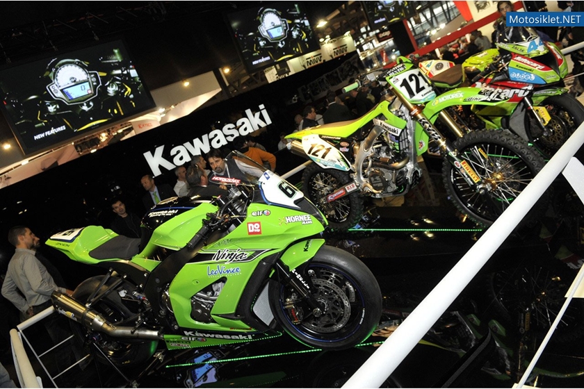 KAWASAKI-Milano-MotosikletFuari-EICMA2011-010