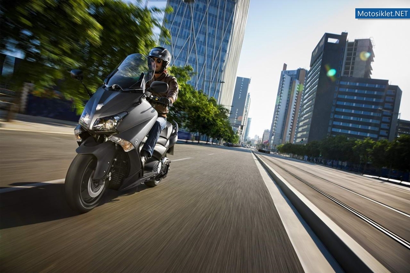 Yamaha-Tmax-530-2012-model-052