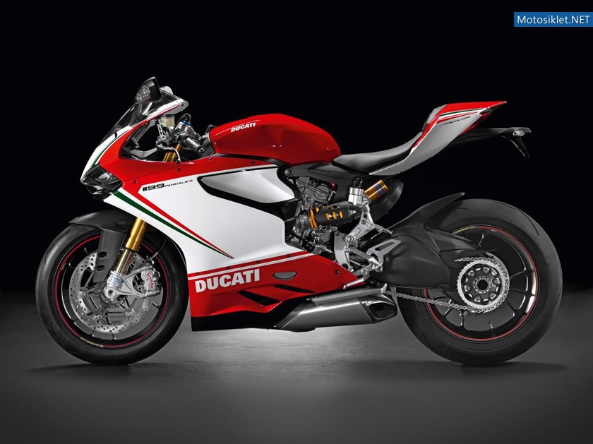 Ducati-1199-Panigale-S-2012-modeL-003